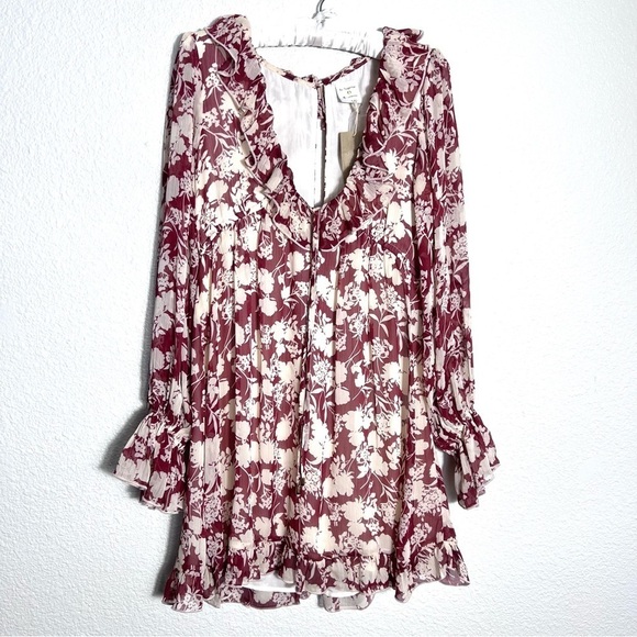 By Together Ruffle Long Sleeve Mini Dress Red and Cream Size Small New With Tags - Picture 1 of 8